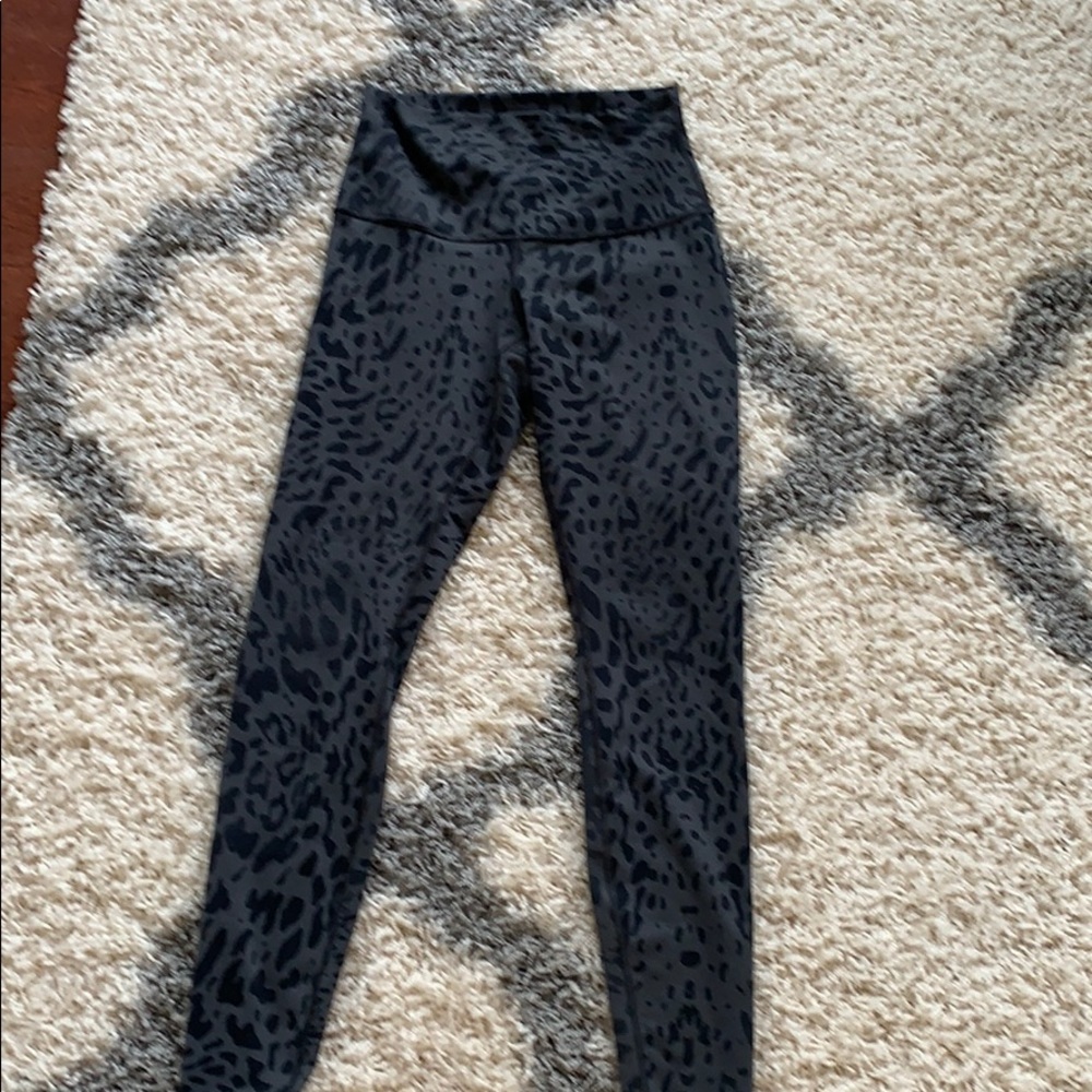 Lululemon tights